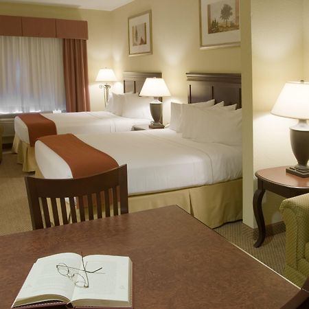 Holiday Inn Express Hotel & Suites Lucedale By Ihg Quarto foto