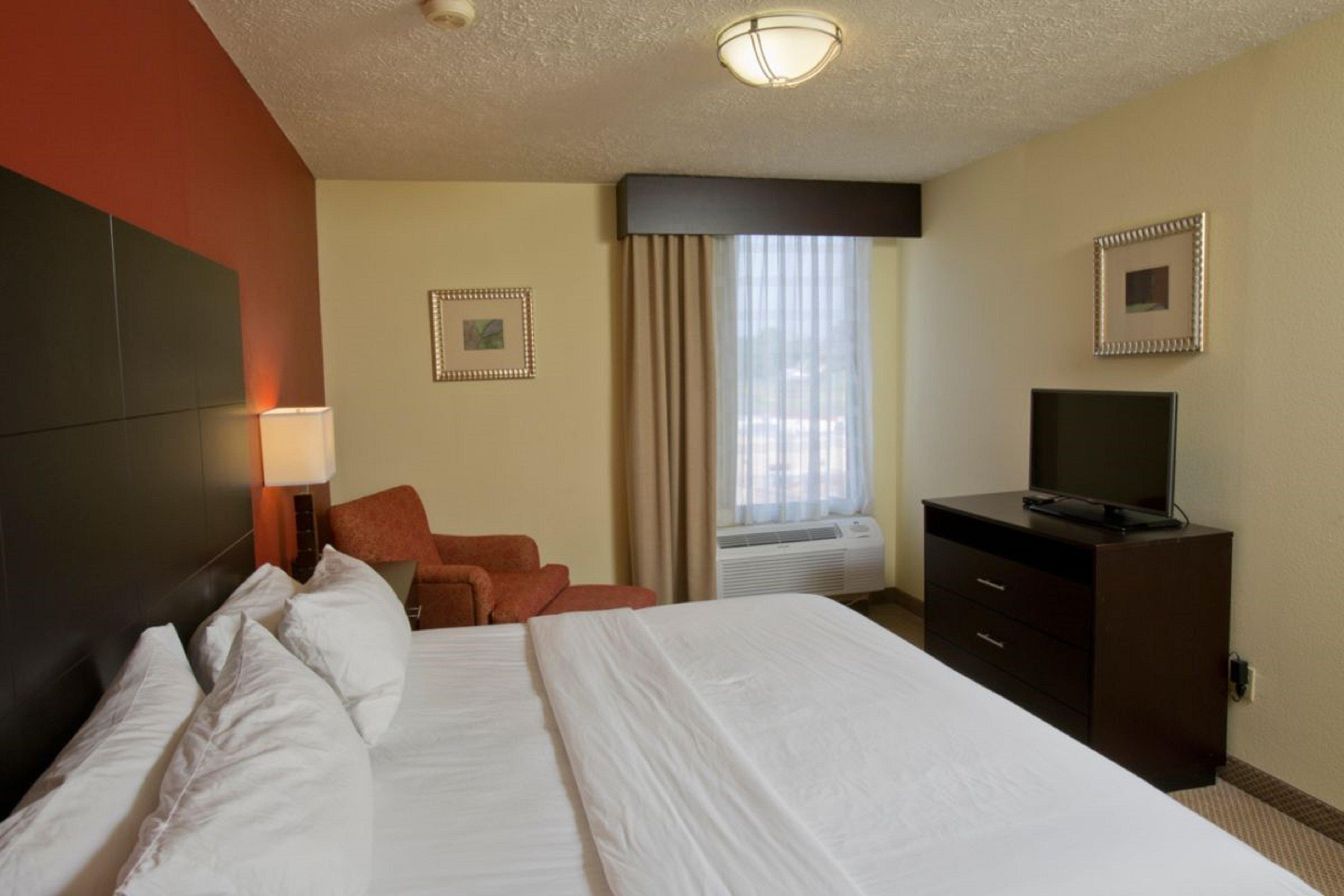 Holiday Inn Express Hotel & Suites Lucedale By Ihg Exterior foto